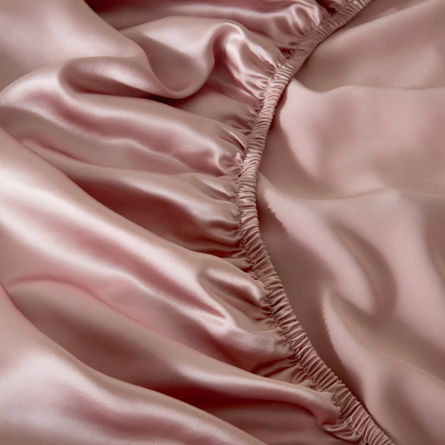 19 Momme Silk Deep Fitted Sheet - Close Up Of The Fitted Sheet - Blush Pink