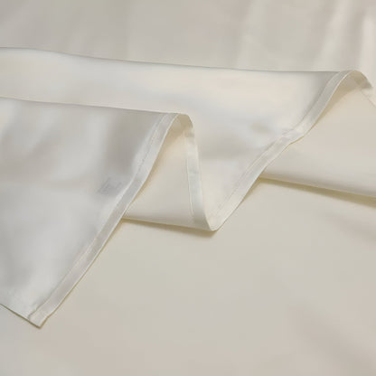 22 Momme Silk Flat Sheet - Close Up - Ivory