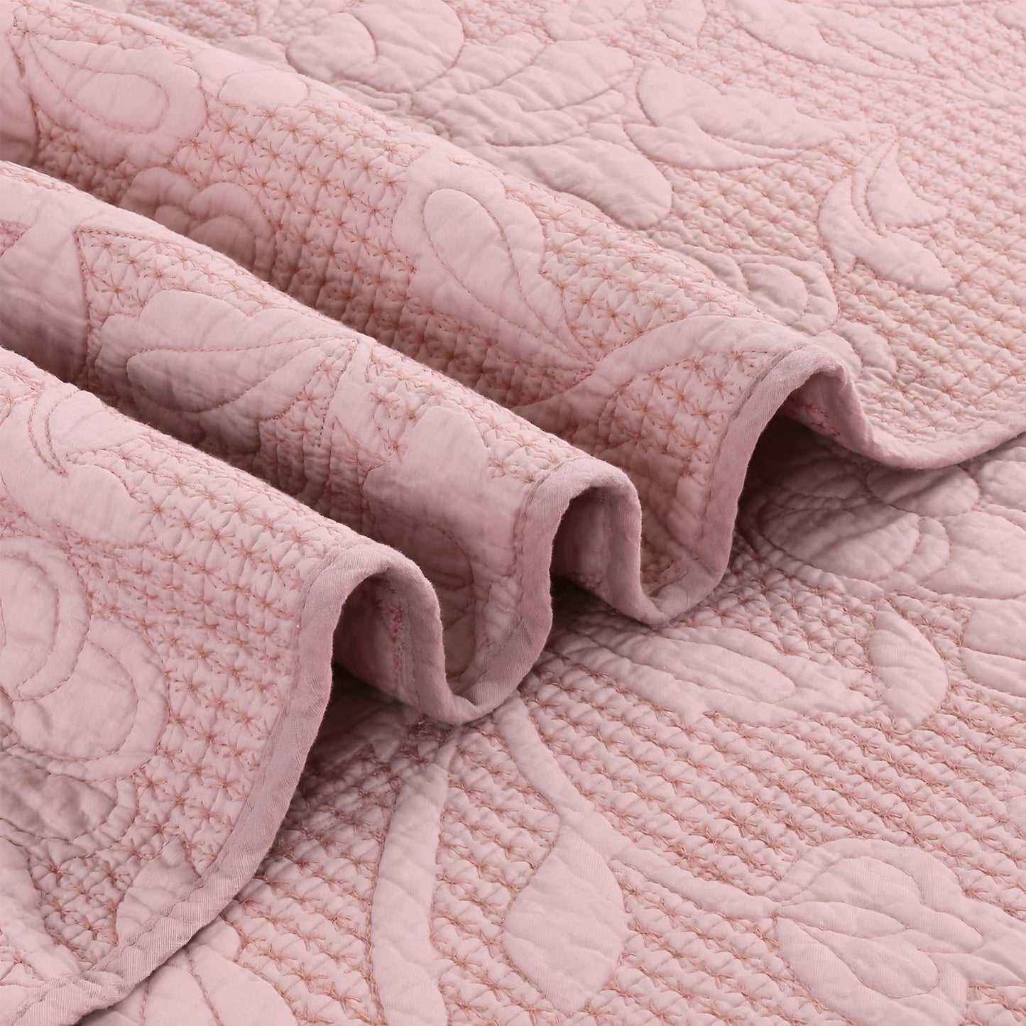 Alice Cotton Bedspread Set - Close Up - Pale Mauve