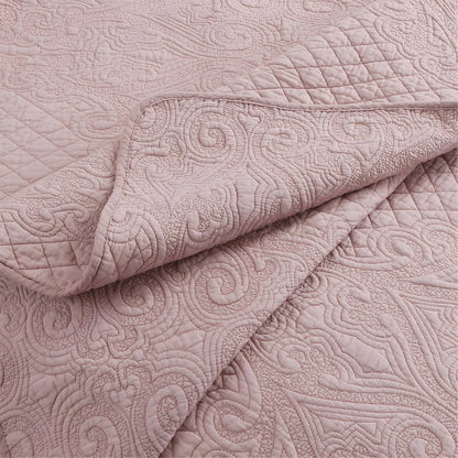 Alicia Cotton Bedspread Set - Close Up - Pink