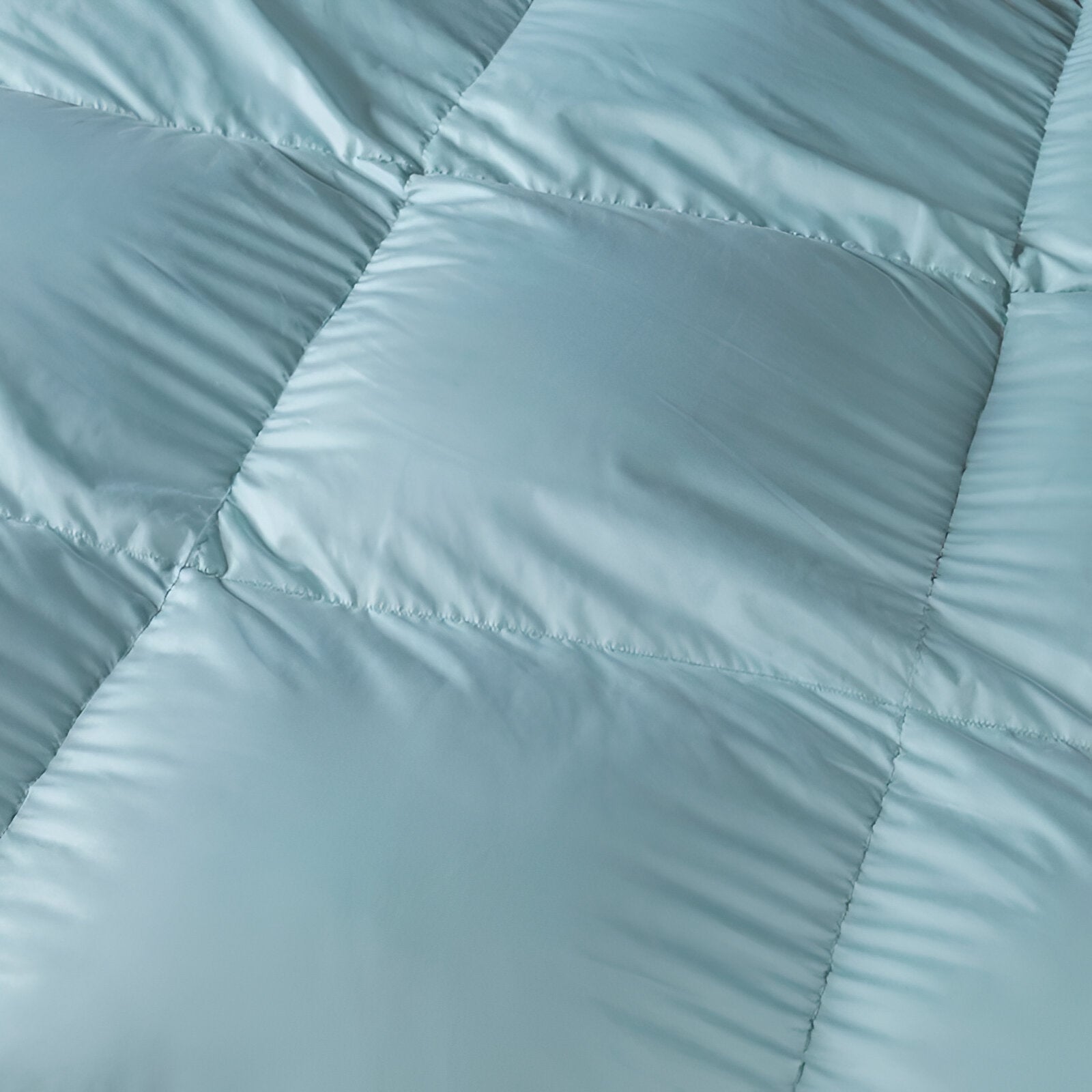 All Season 650 Fill Power Goose Down Comforter - Close Up Of Detailing - Turquoise