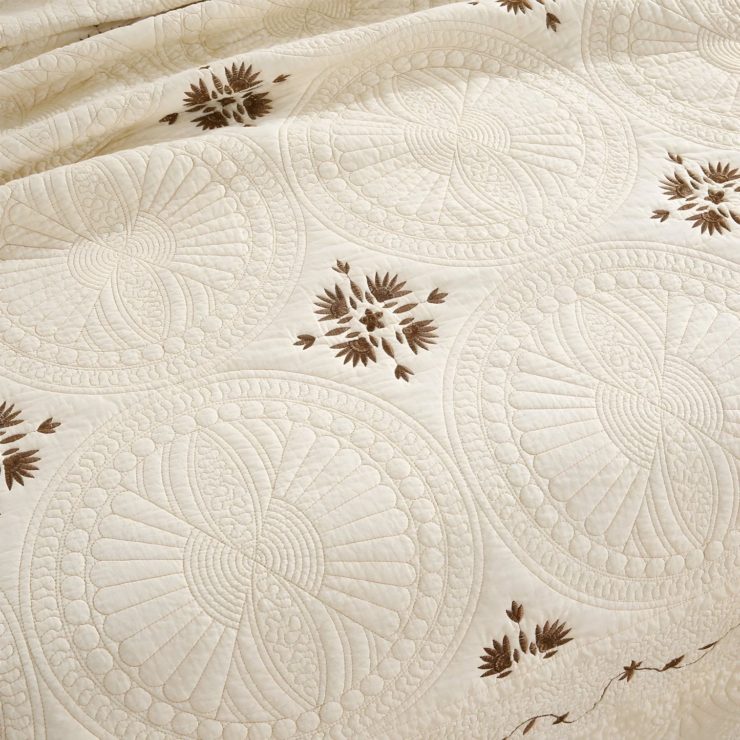 Ashley Cotton Bedspread Set - Close up - Beige