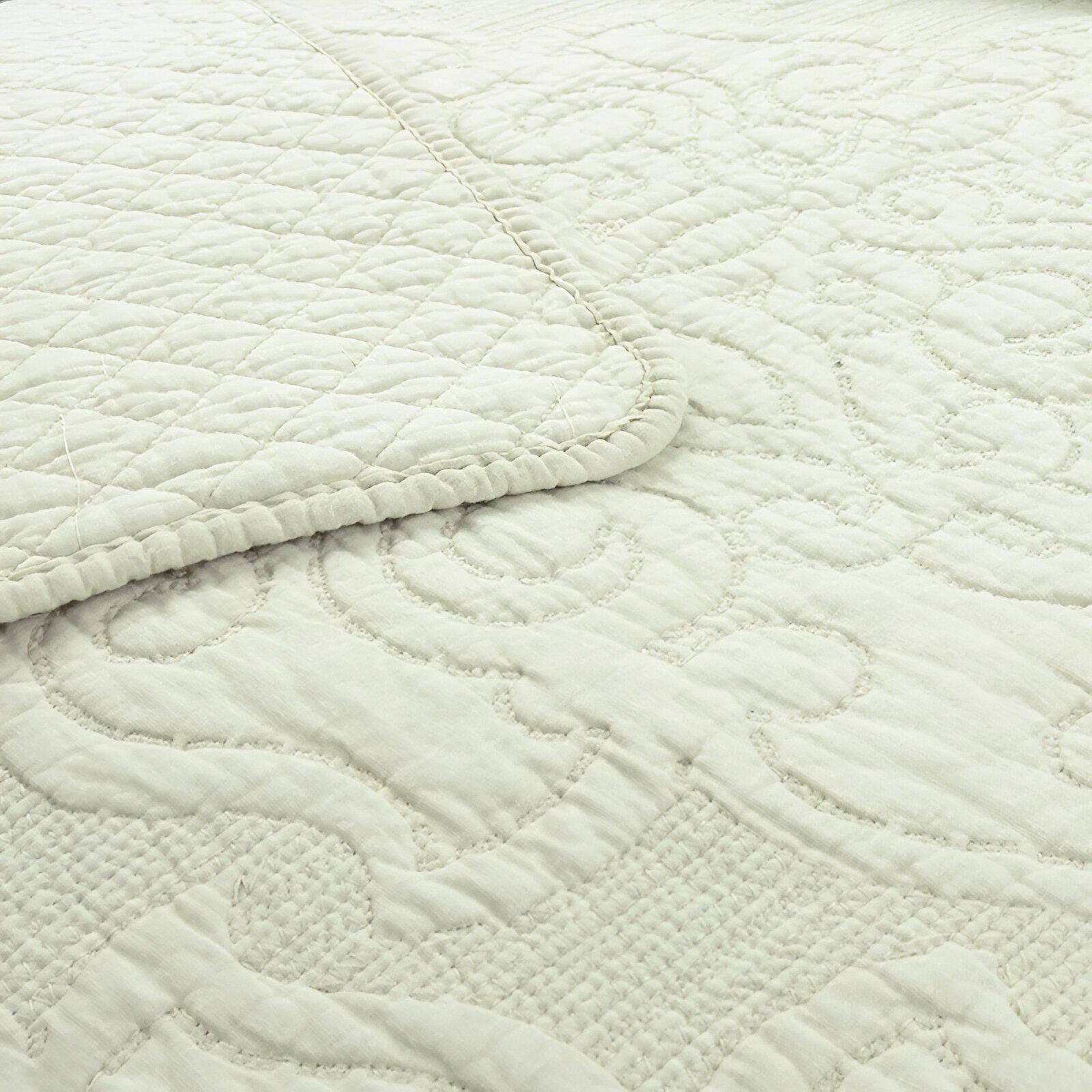 Elena Cotton Quilt Set - Close Up Of Quilt - Beige