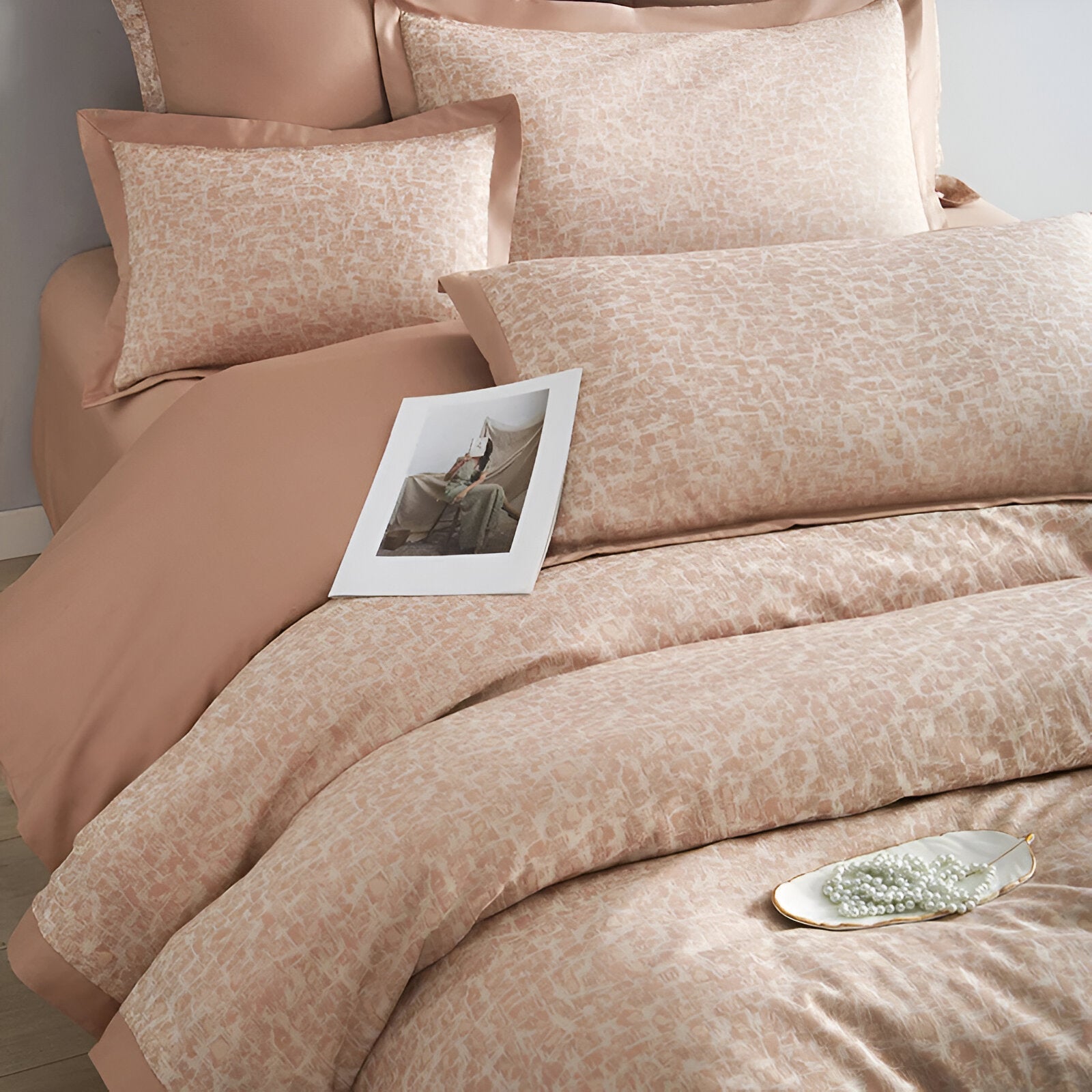 Emily Egyptian Cotton Bedding Set - Close Up On Duvet Cover And Pillowcases - Pink