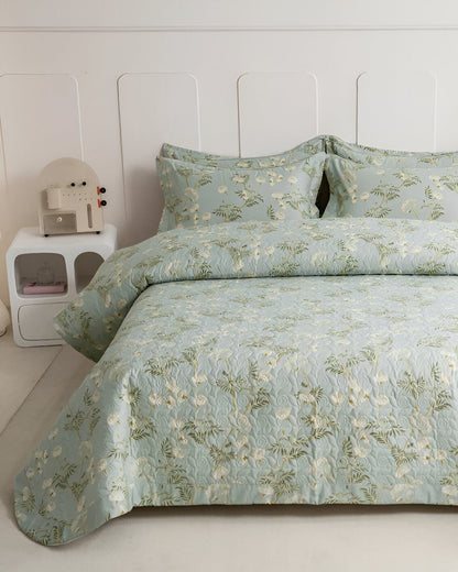 Isabella Cotton Bedspread - Front Side View - Green