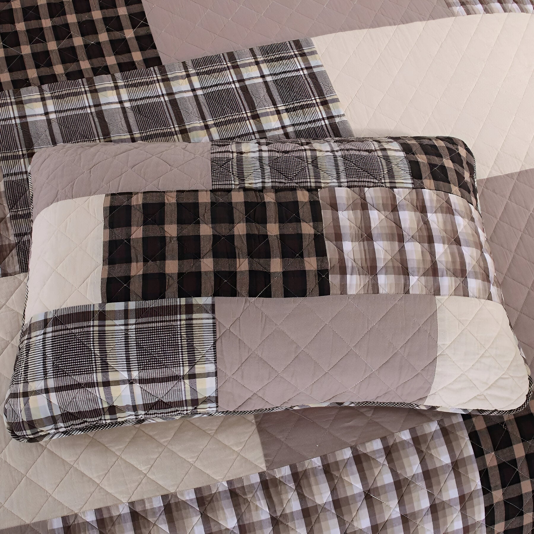 Mia Cotton Quilt Set - Close Up Of Detailing - Multicolor