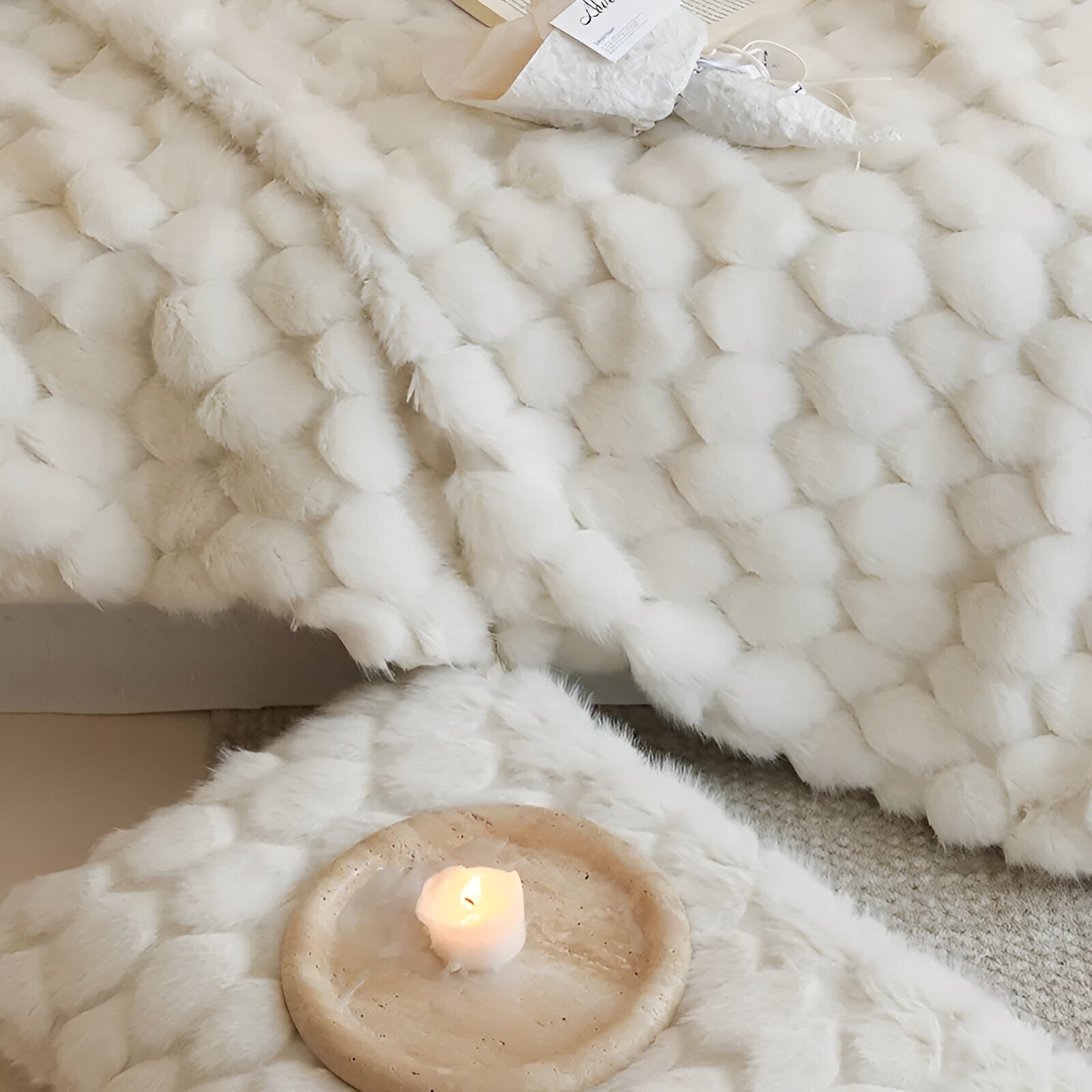 Neely Woven Faux Fur Blanket - Close Up Of Detailing - White