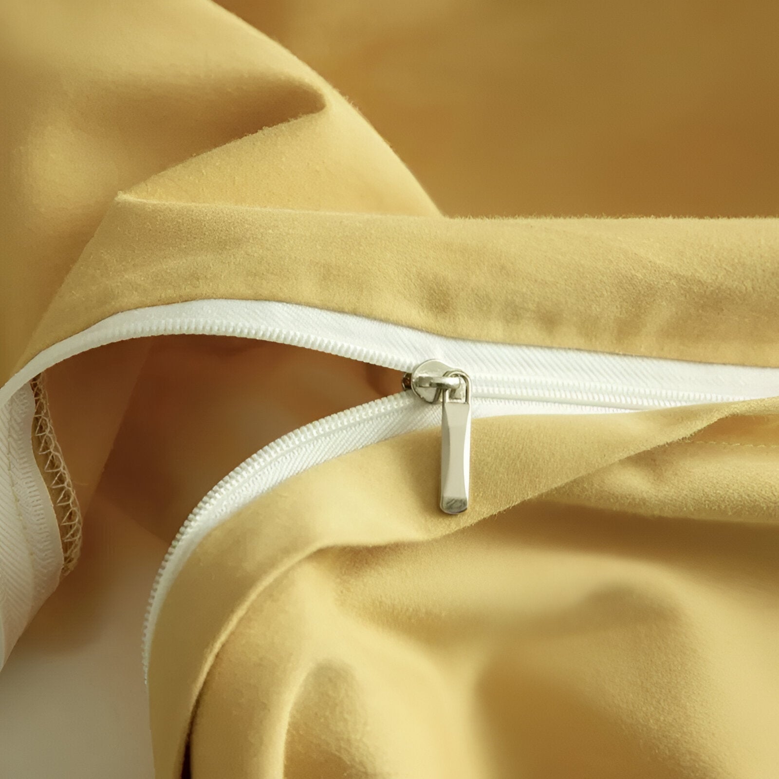 Piper Brushed Cotton Bedding Set - Close Up Of Zipper Closure - Yellow