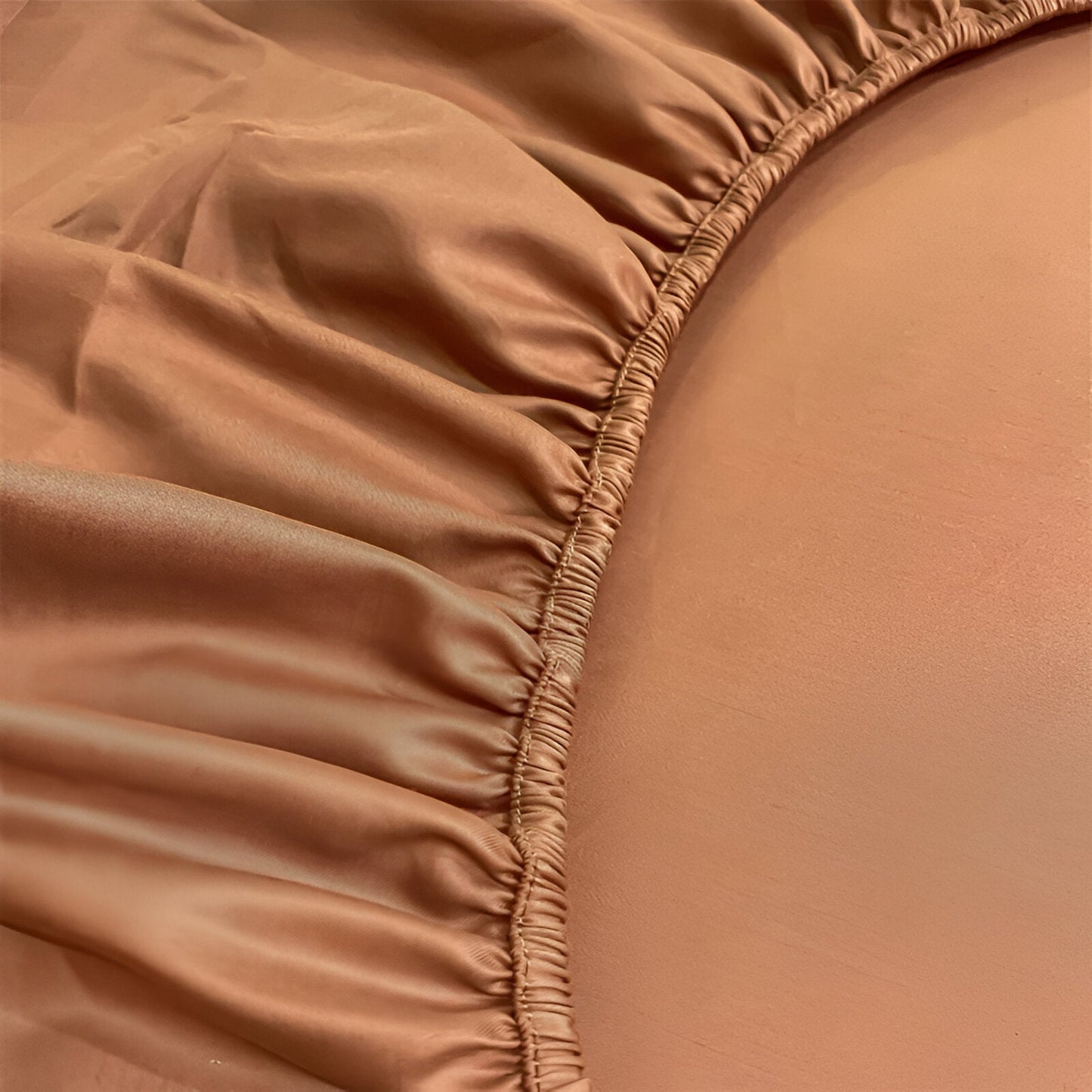 Roxy Egyptian Cotton Fitted Sheet - Close Up - Rust