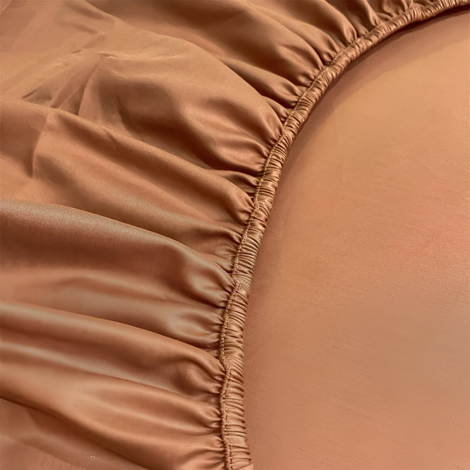 Roxy Egyptian Cotton Fitted Sheet - Close Up - Rust