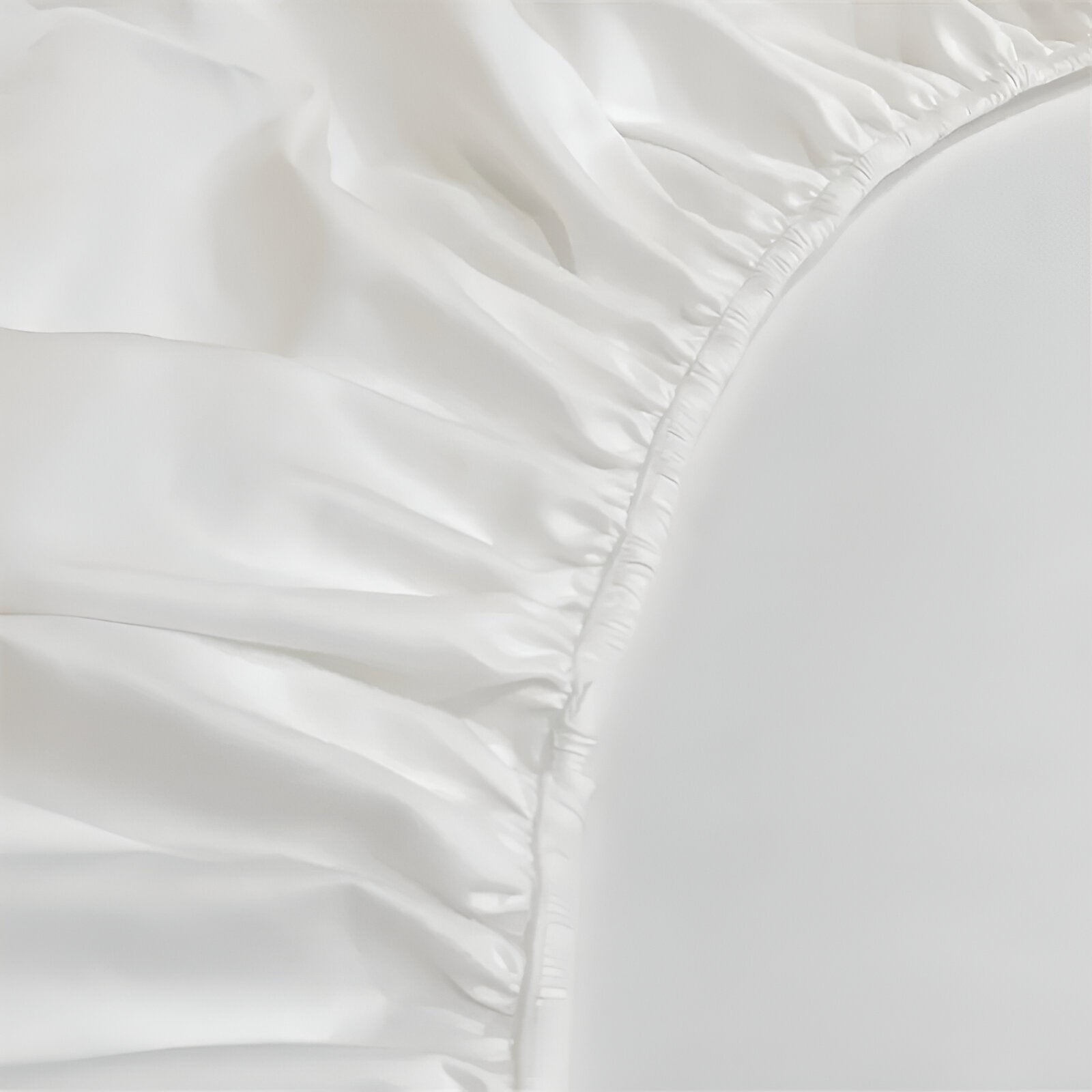 Roxy Egyptian Cotton Fitted Sheet - Close Up - White