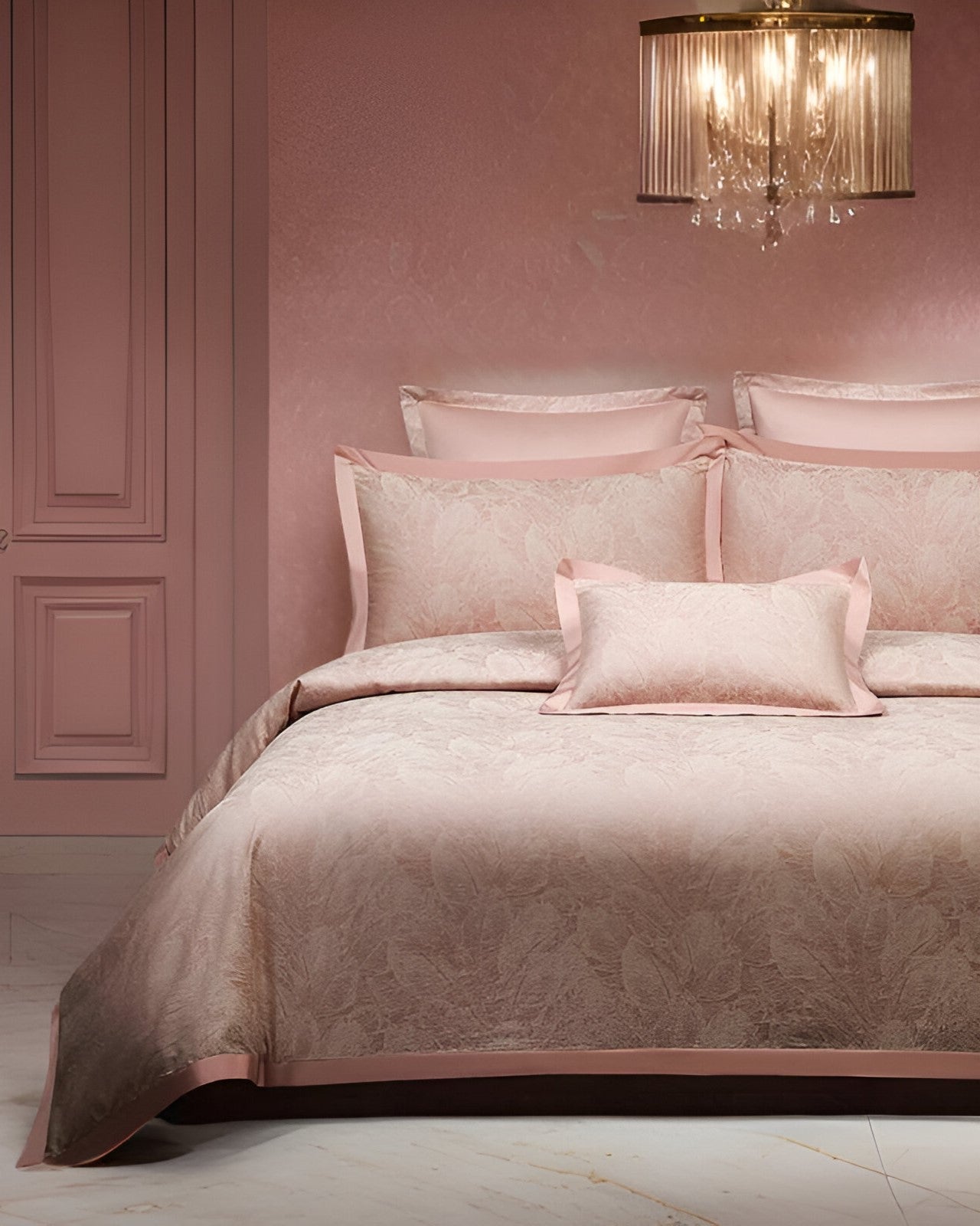 Violet Egyptian Cotton Bedding Set - Front Side View - Pink