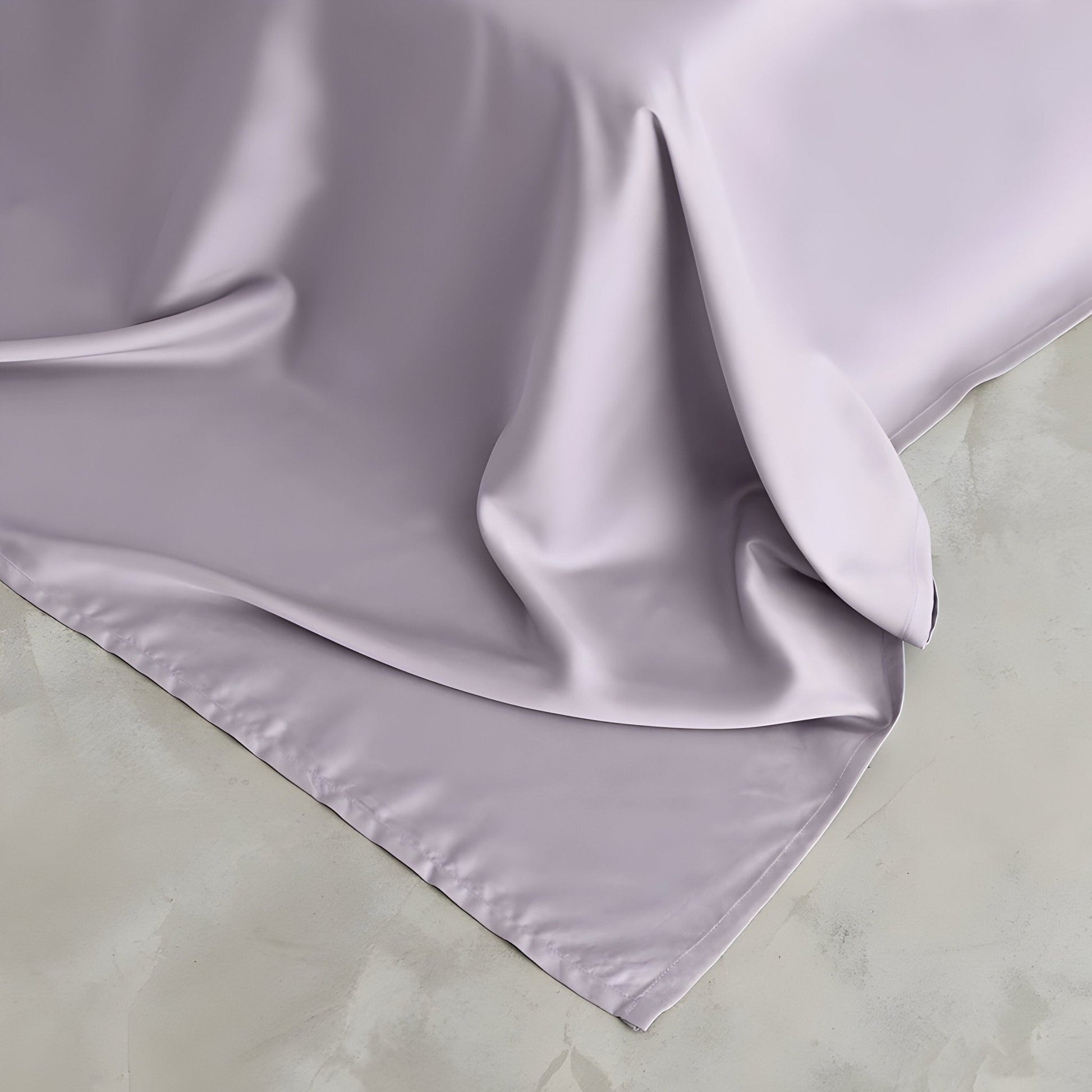 Xena Bamboo Sheet Set (Set of 4) - Flat Sheet - Corner Image - Close Up - Lilac